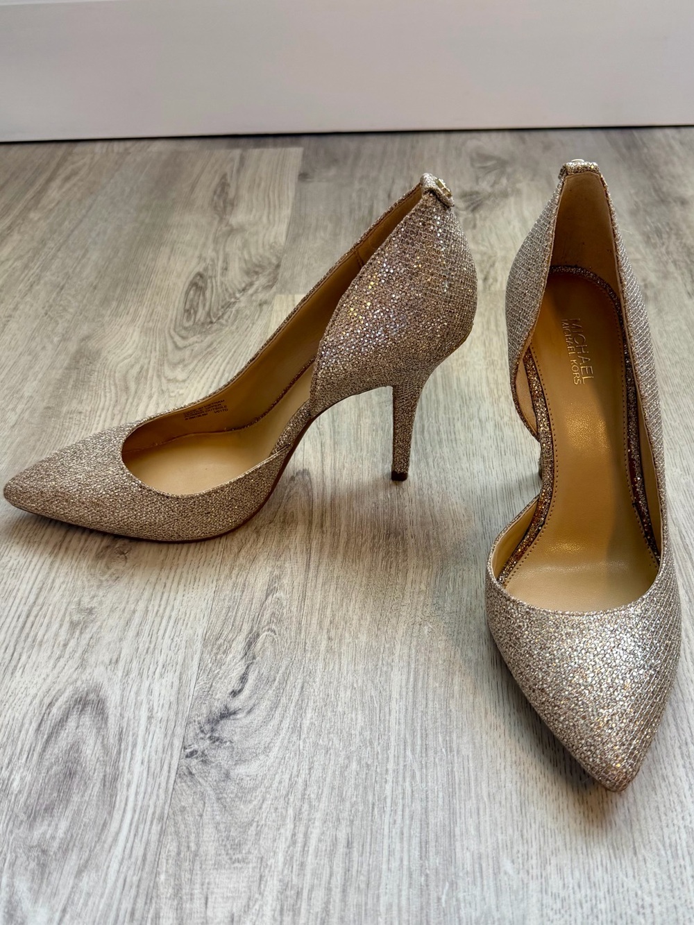 Michael Kors - Glitter/ Champagne Pointed-Toe Stiletto Pulps/Heels - size 6.5
